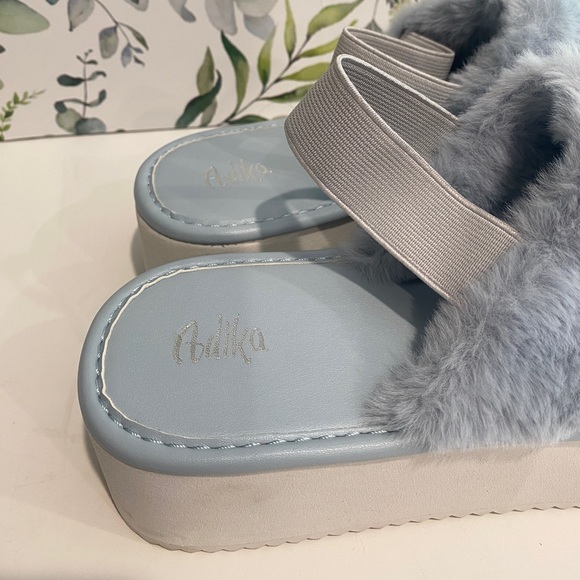 Adika Blue Fuzzy Slipper/shoe Size Eu38 / US7 - Picture 3 of 9